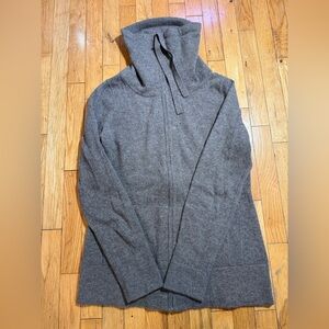 Banana Republic Gray Women's cashmere Sweater #746